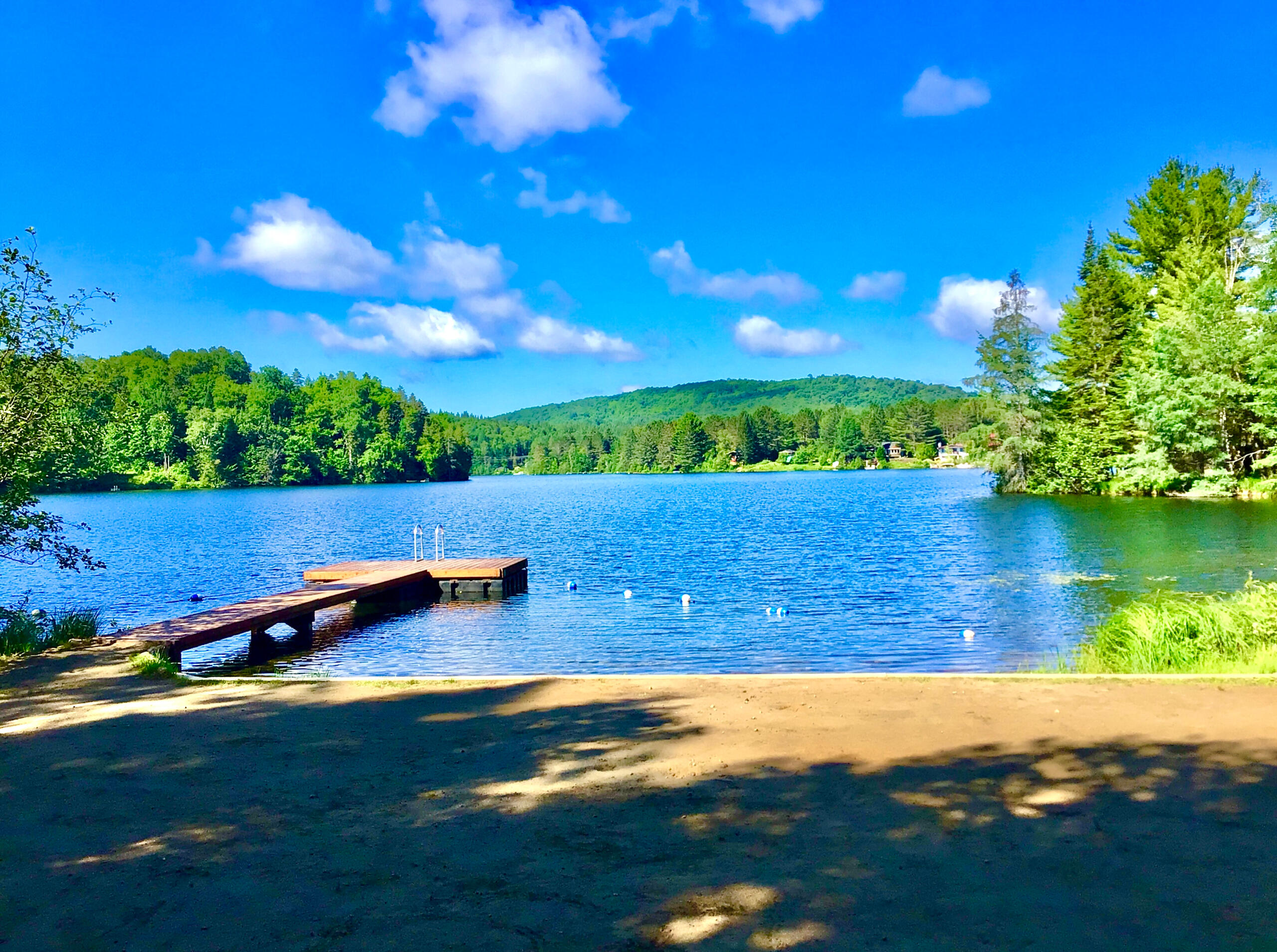 Lac Équerre with access (2 minutes down the hill)